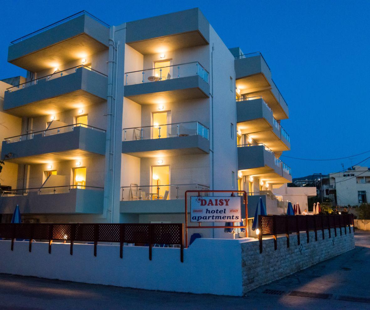 Daisy Hotel Apartments Rethymno  ภายนอก รูปภาพ