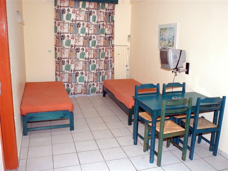 Daisy Hotel Apartments Rethymno  ภายนอก รูปภาพ